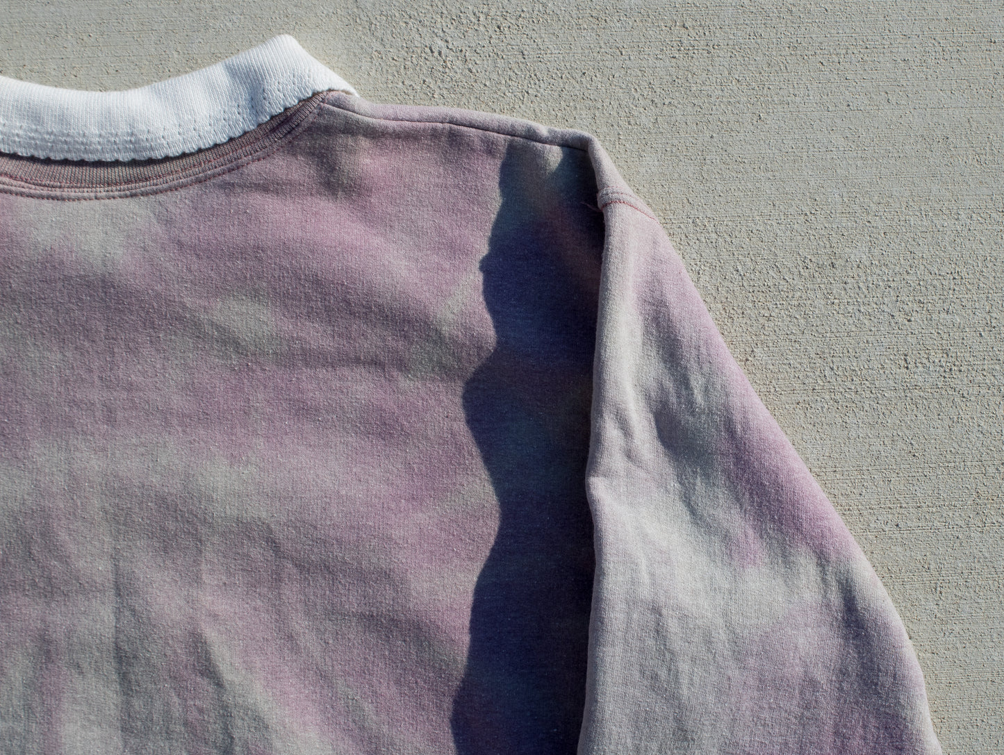 FLOWER EMBROIDERY SWEATER